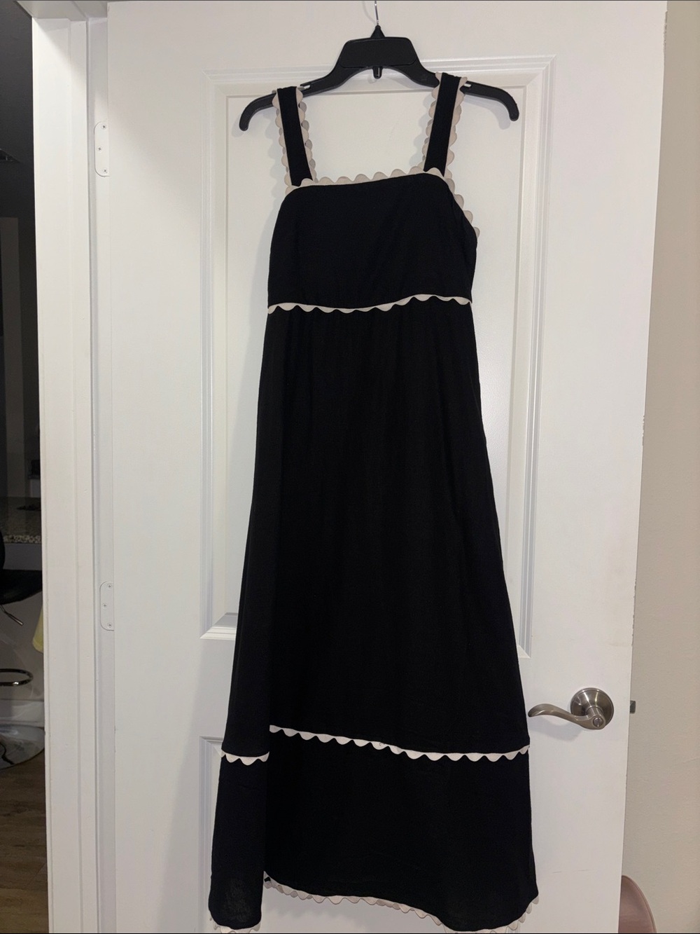Cynthia Rowley Black Maxi Dress with white Scallop Trim Size S - Picture 3 of 8